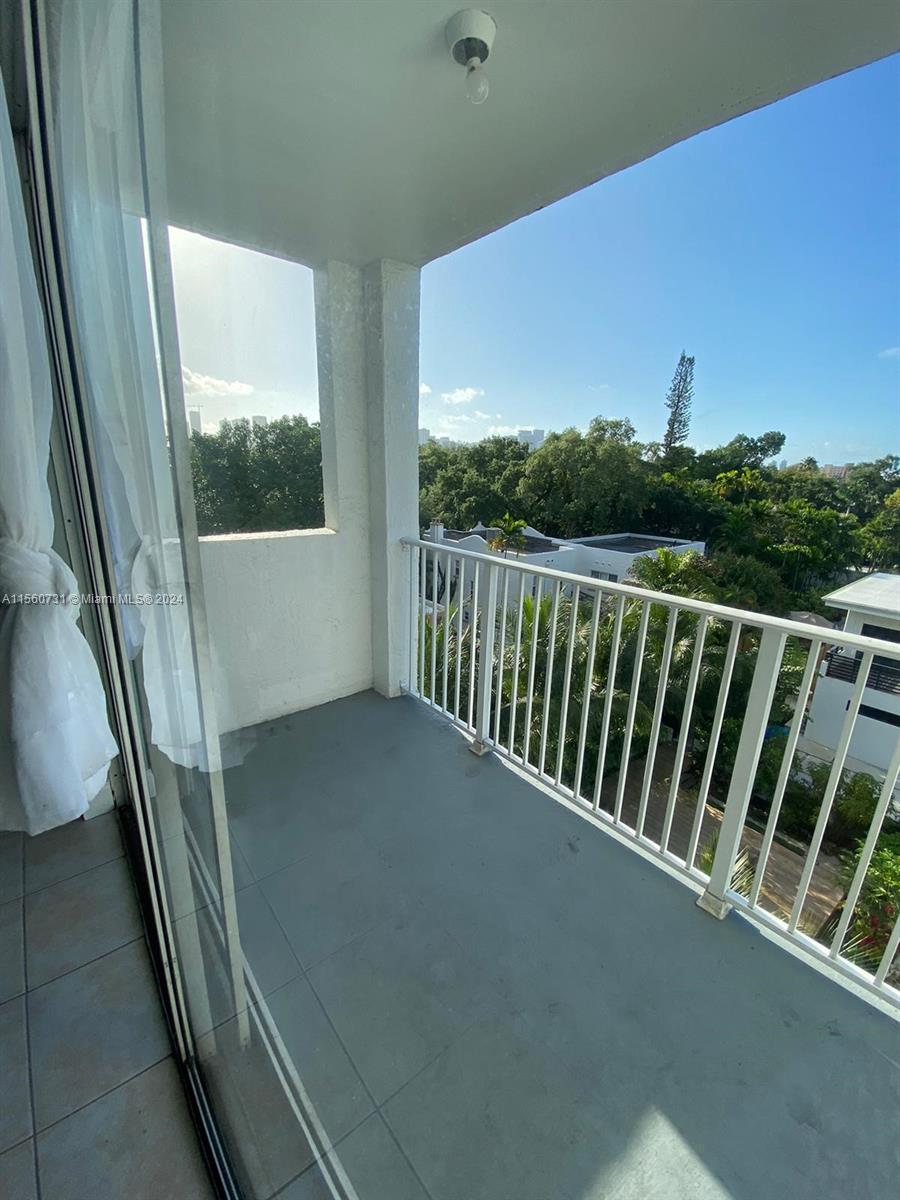 ARAGON PLAZA CONDO - Residential
