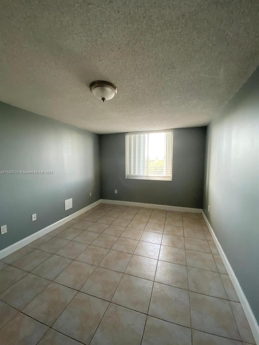 ARAGON PLAZA CONDO - Residential