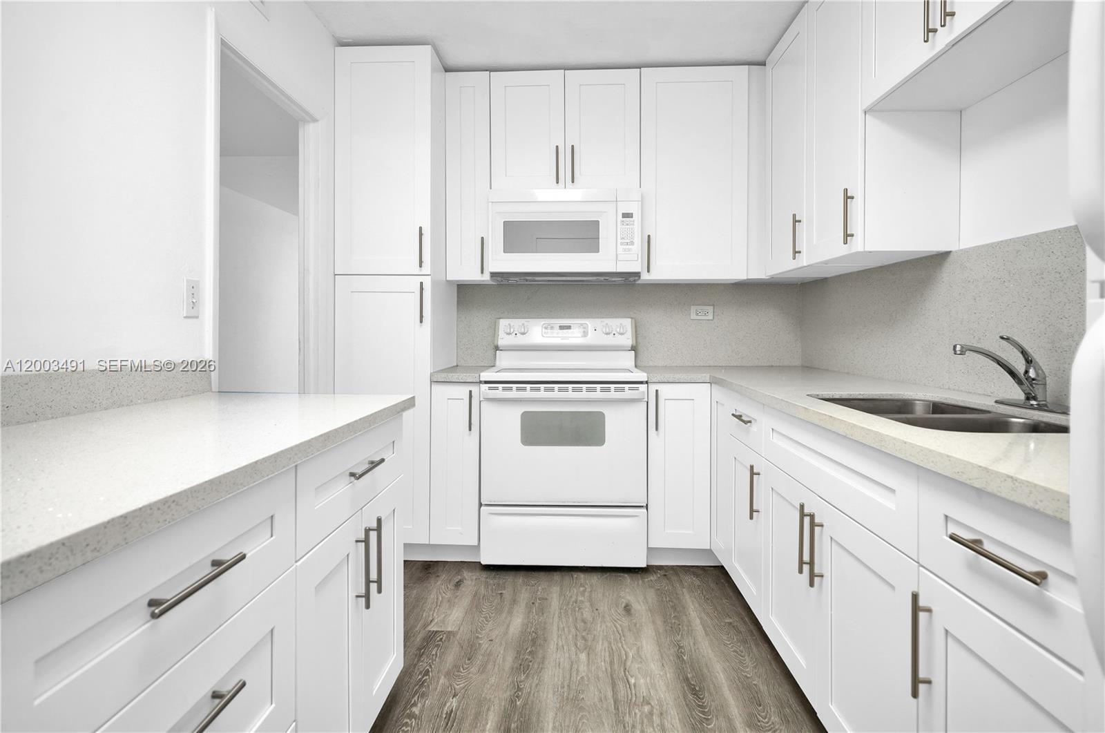 OCEANSIDE PLAZA CONDO - Residential