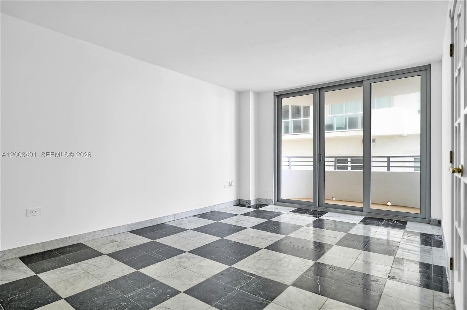 OCEANSIDE PLAZA CONDO - Residential