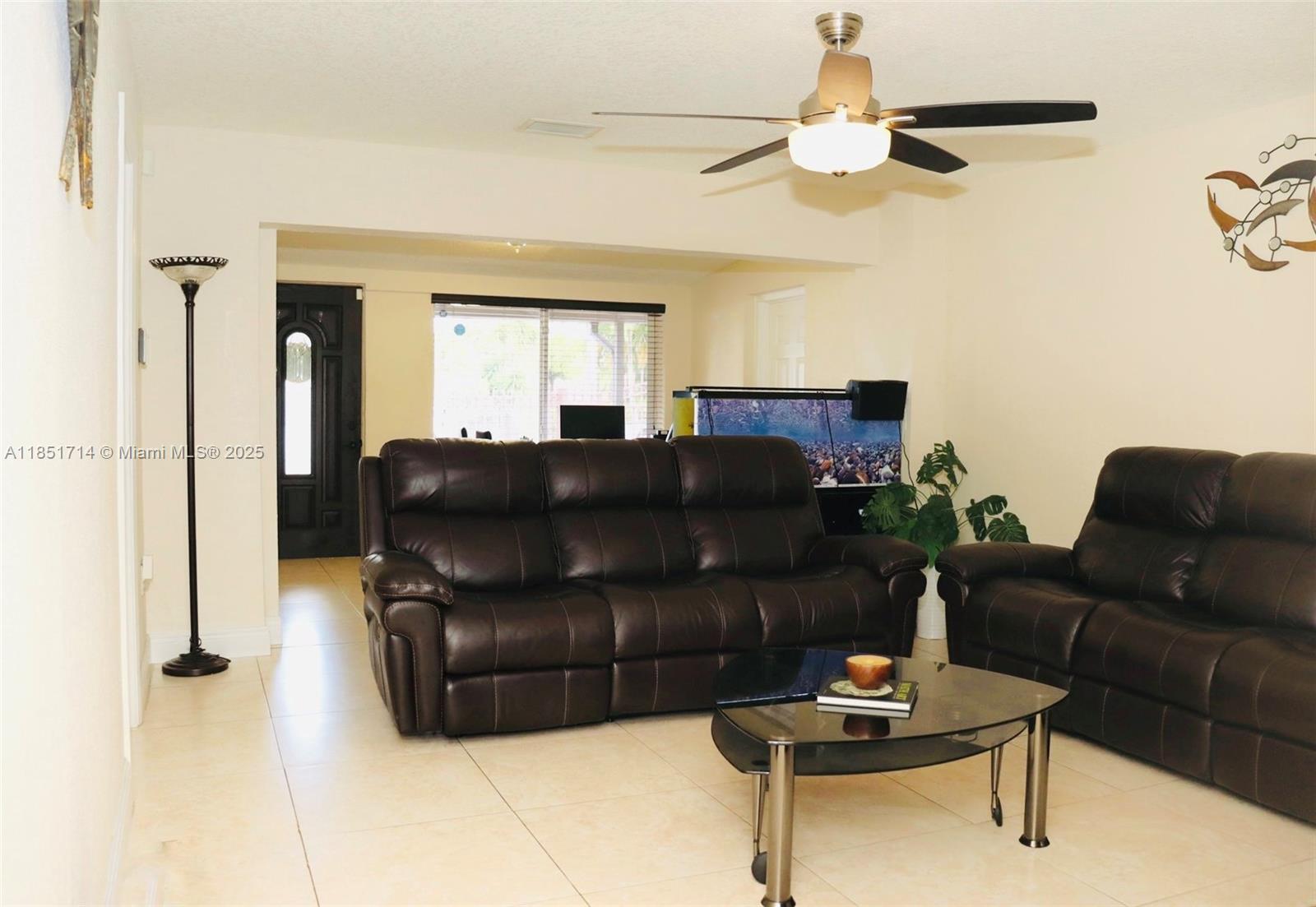 7 53 41 HIALEAH 17TH ADDN - Residential