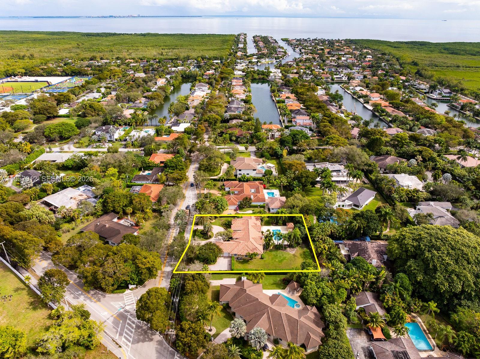 ROCKDALE ESTATES - Residential Lease