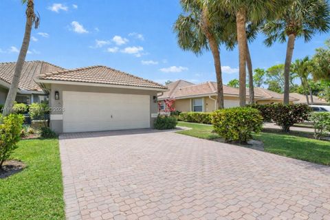 Photo of 5477 Grande Palm Cir, Delray Beach, FL 33484 (MLS # A11990416)