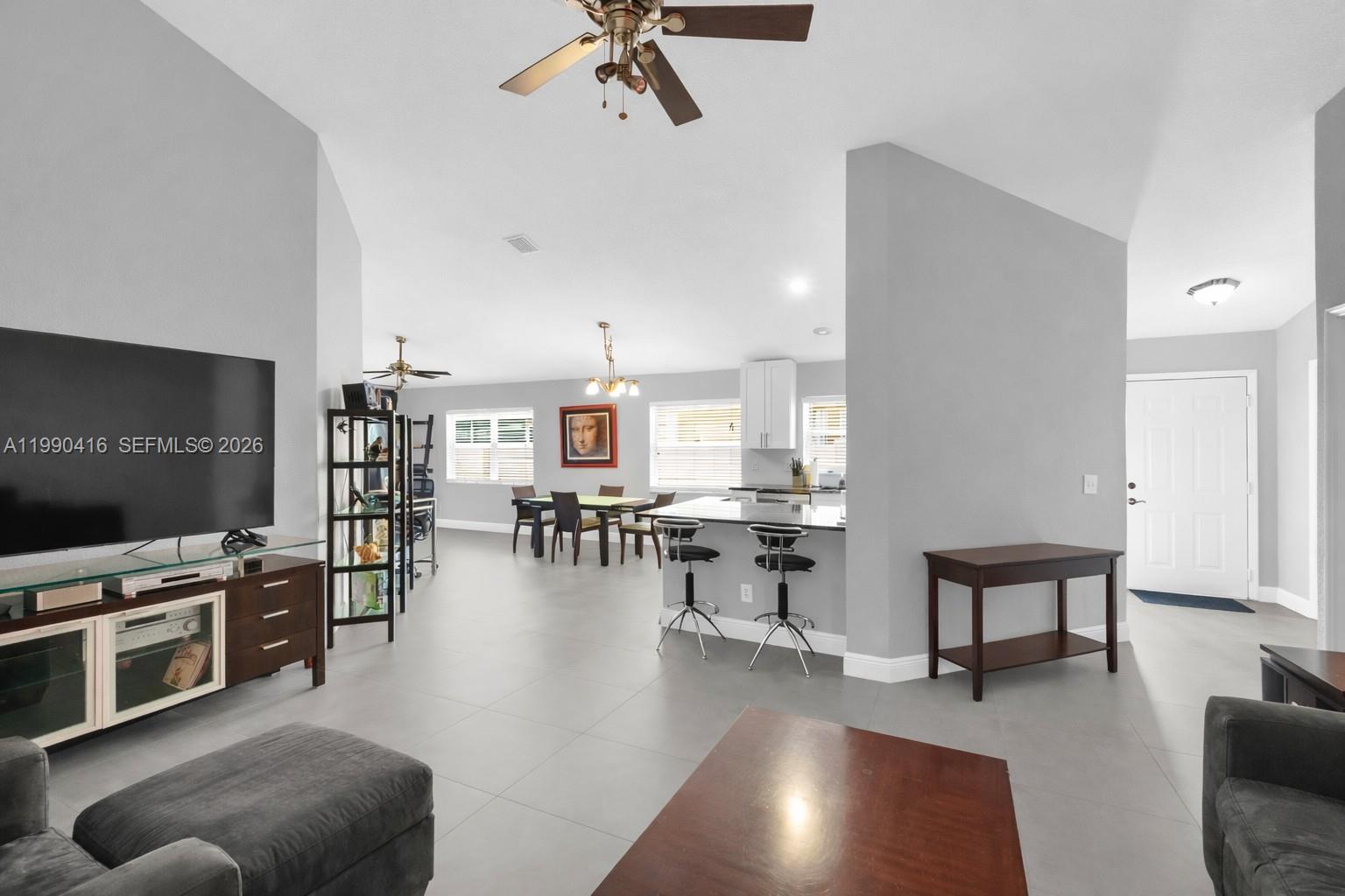 5477 Grande Palm Cir