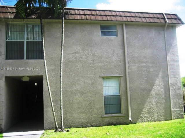 Rental Property at 10387 N Kendall Dr R2, Miami, Broward County, Florida - Bedrooms: 1 
Bathrooms: 1  - $2,000 MO.