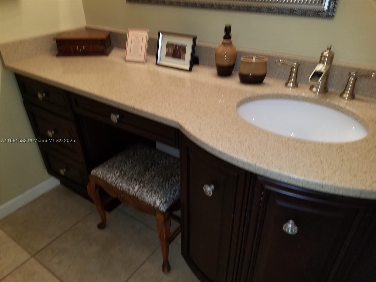 OAKDALE TOWNHOMES II - Residential