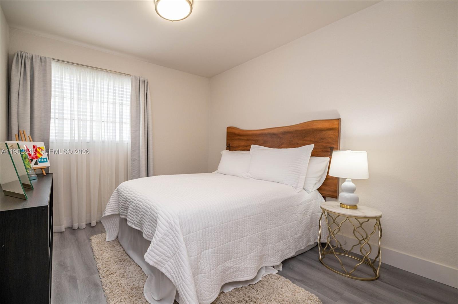 OASIS NO FOUR CONDO - Residential Lease