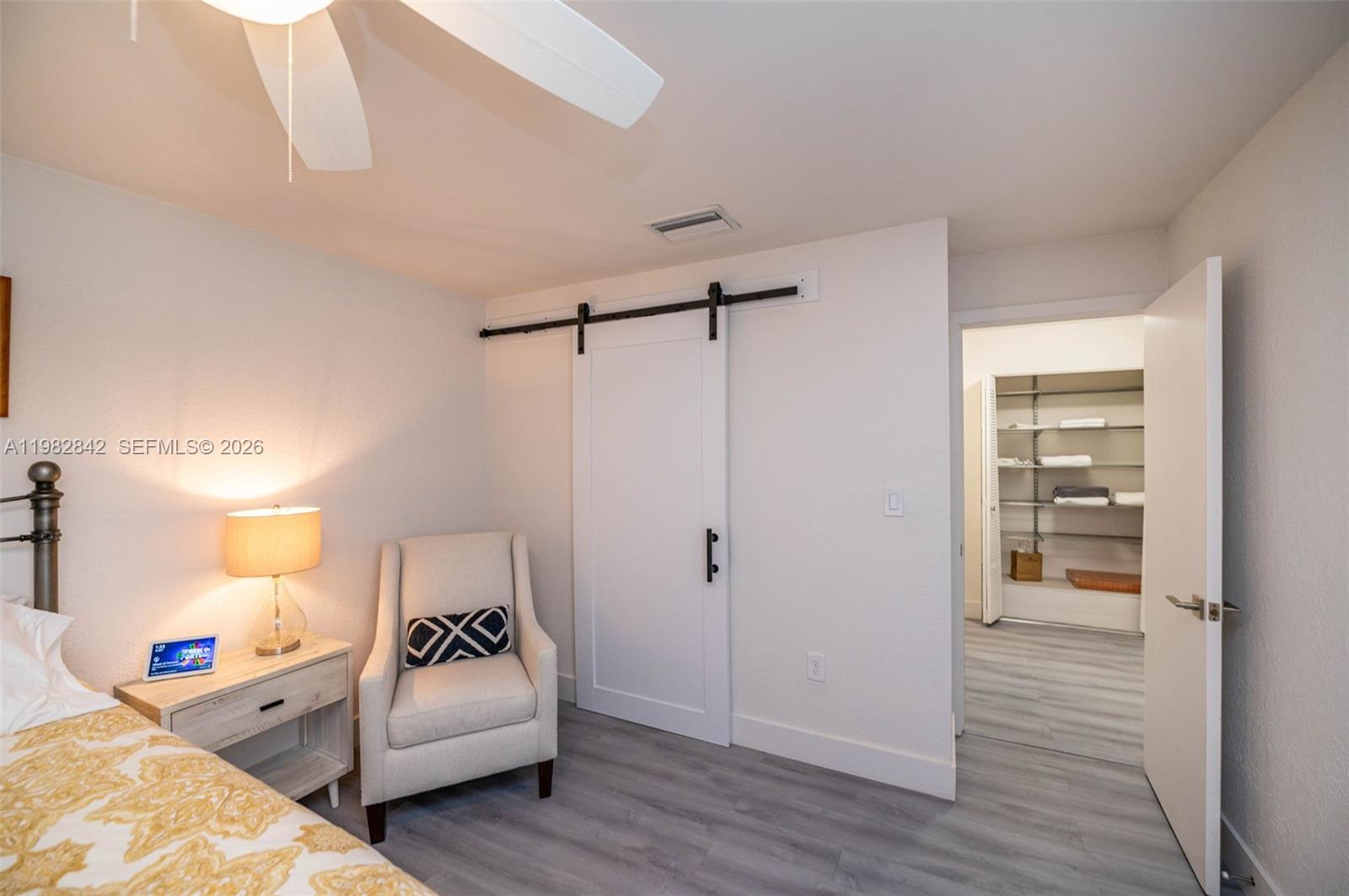 OASIS NO FOUR CONDO - Residential Lease