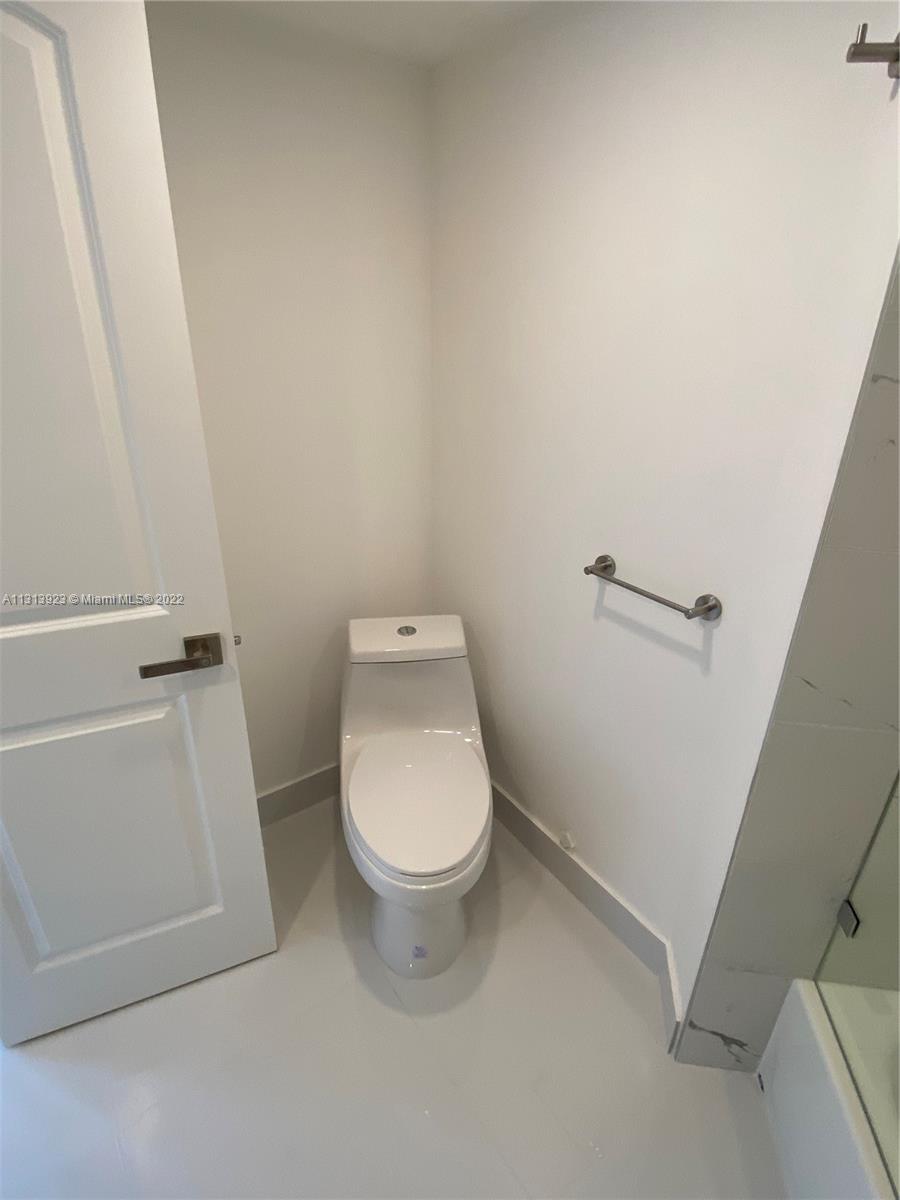 BLEAU FONTAINE CONDO #2 - Residential Lease