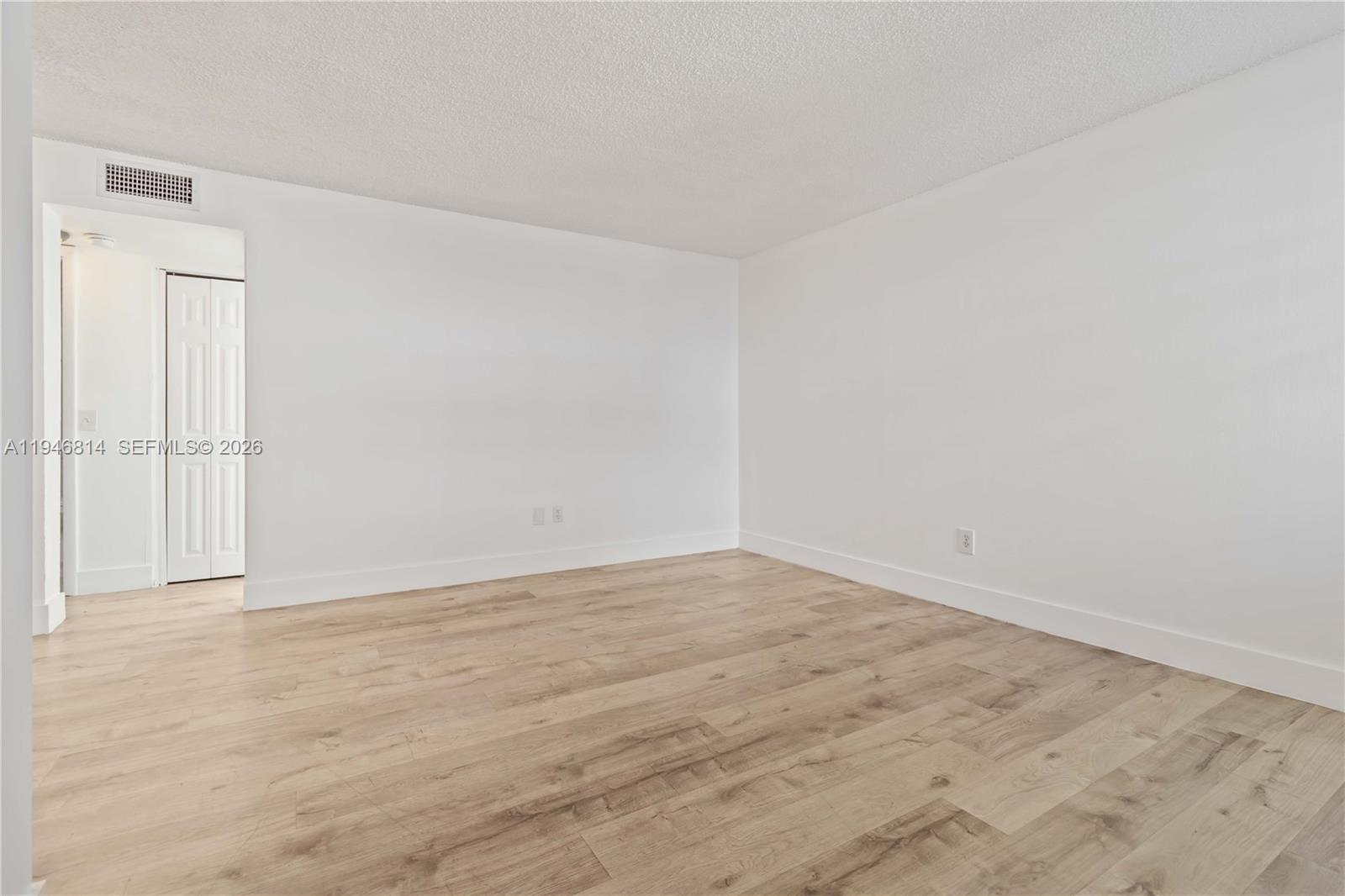 NORTH BAY VILLAS CONDO - Residential Lease