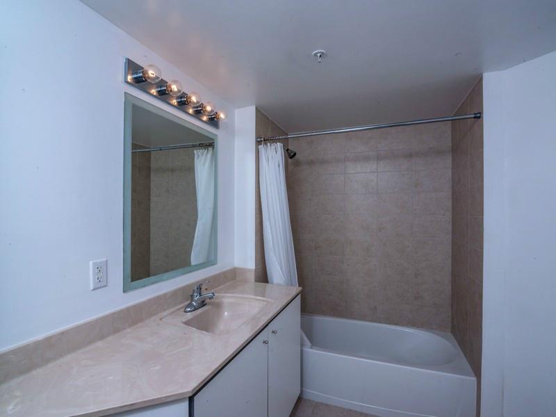 METROPOLIS II AT DADELAND - Residential Lease