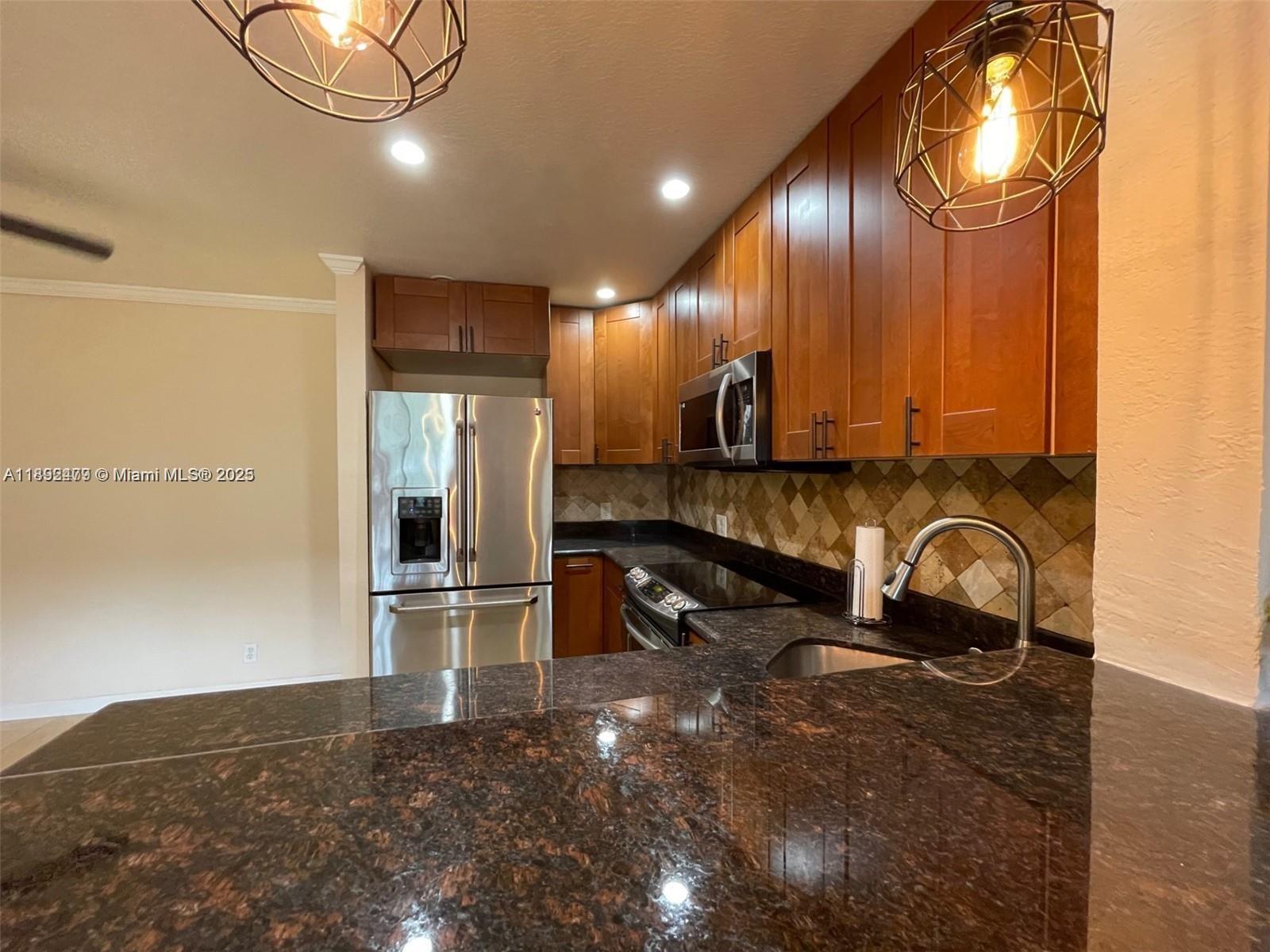 CYPRESS CREEK VILLAS - Residential Lease