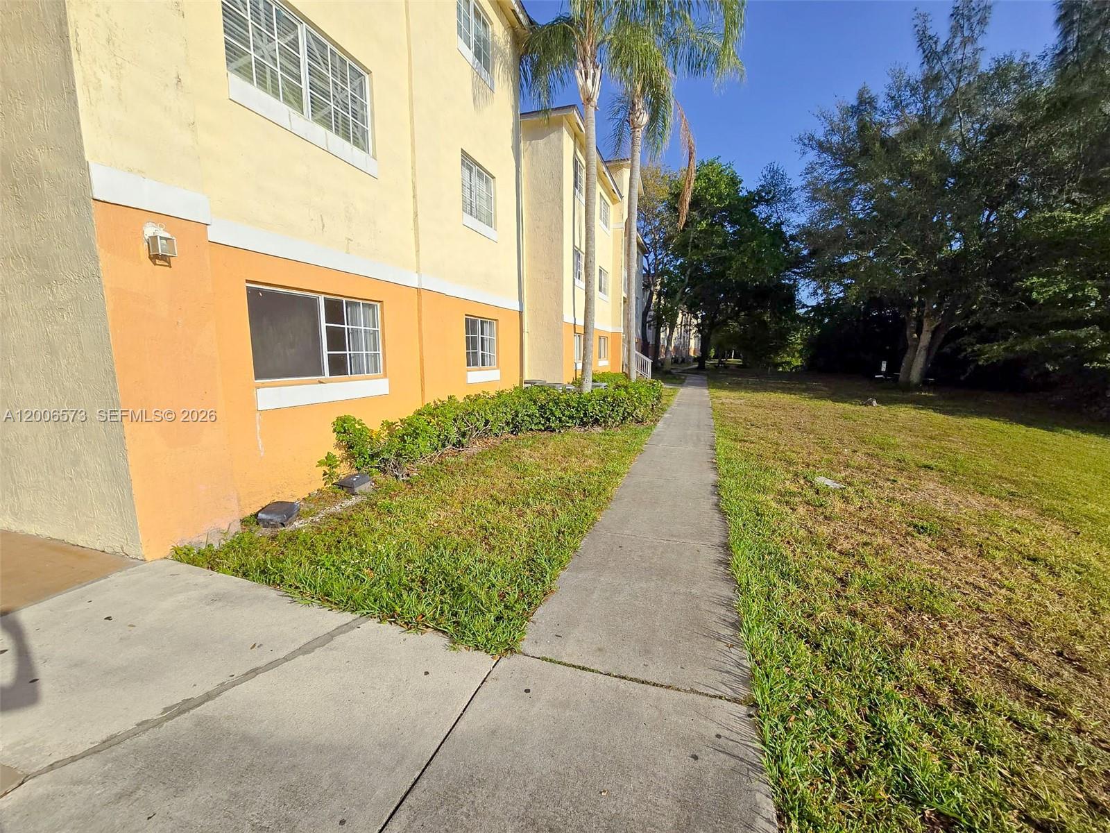 Lakewood At Emerald Hills - Residential Lease