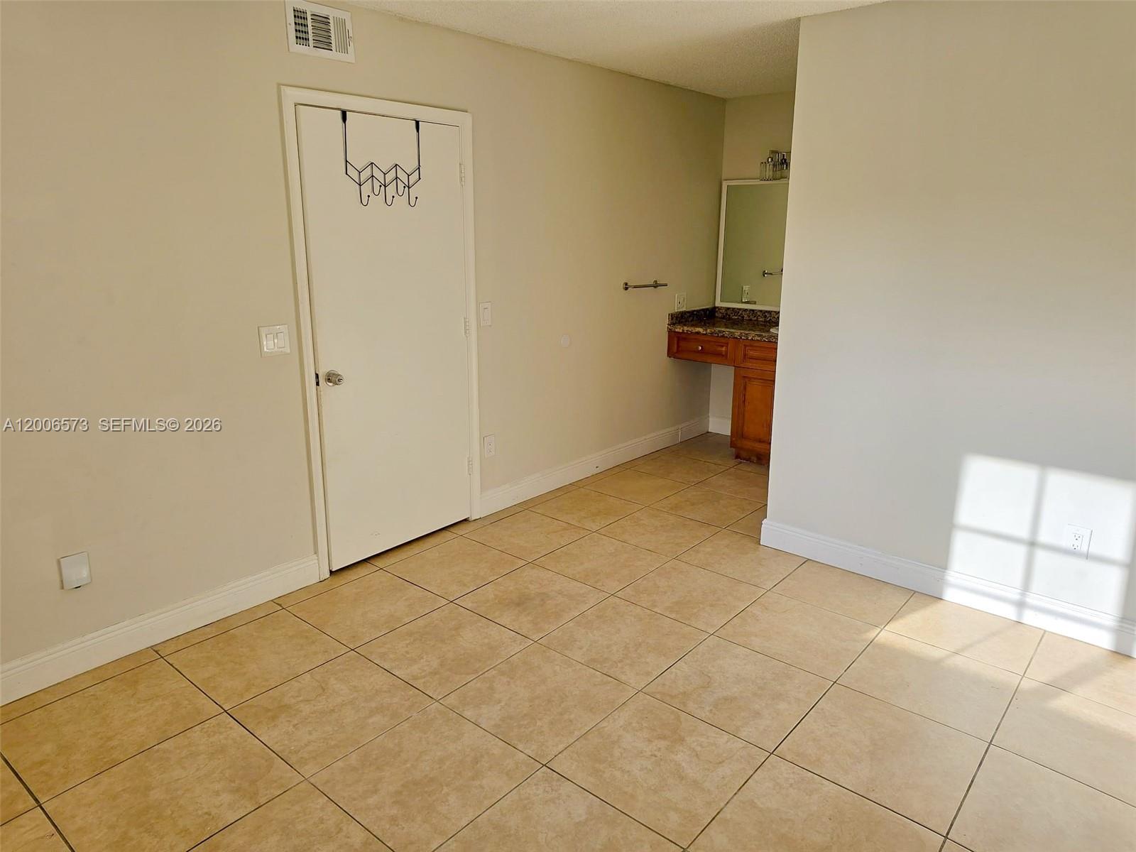 Lakewood At Emerald Hills - Residential Lease