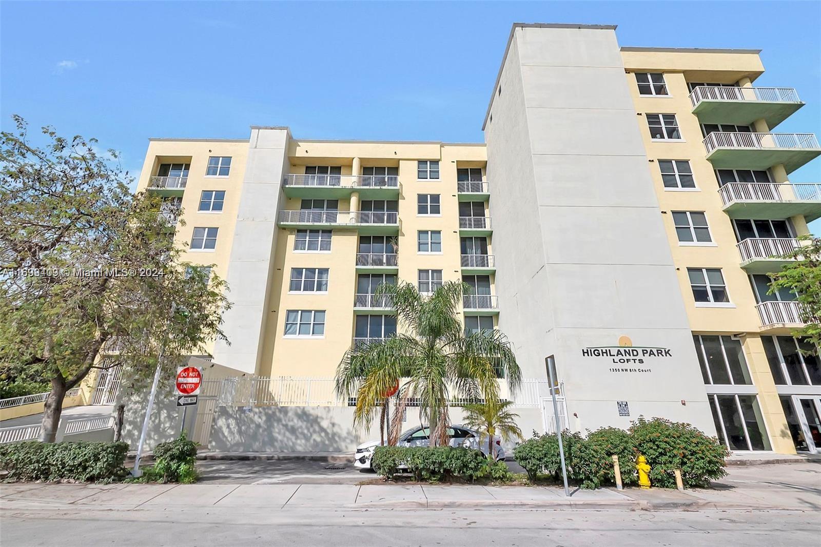 Rental Property at 1350 Nw 8th Ct D-4, Miami, Broward County, Florida - Bedrooms: 1 
Bathrooms: 1  - $2,150 MO.
