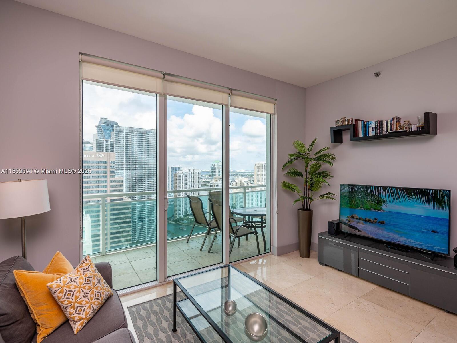 THE PLAZA 851 BRICKELL CO - Residential Lease