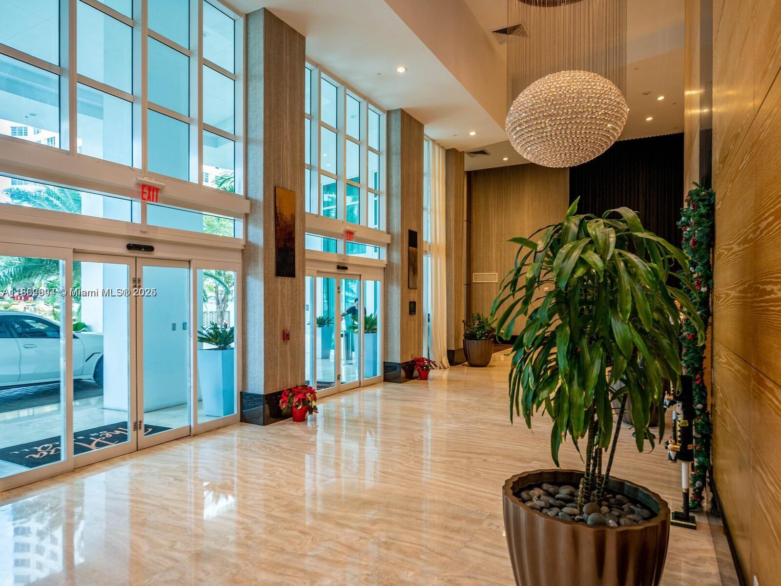 THE PLAZA 851 BRICKELL CO - Residential Lease