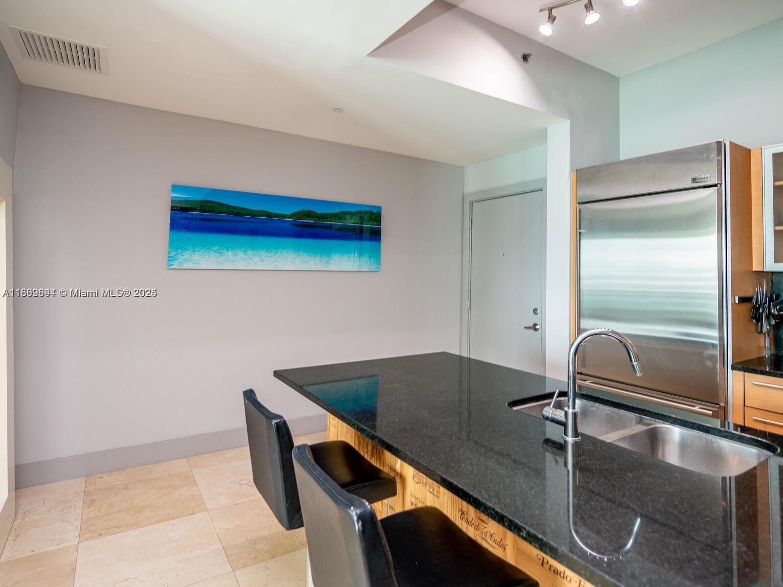 THE PLAZA 851 BRICKELL CO - Residential Lease