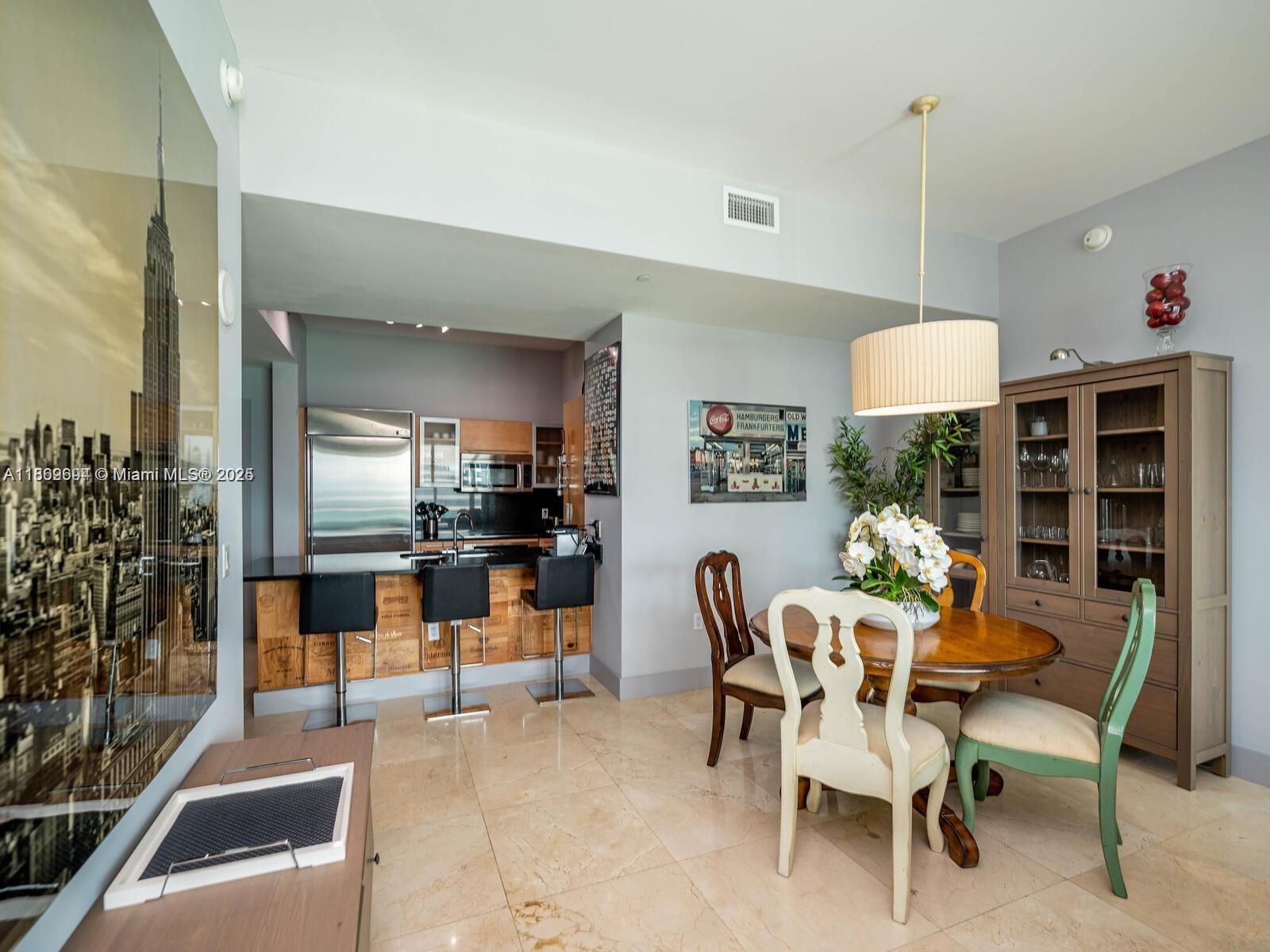 THE PLAZA 851 BRICKELL CO - Residential Lease