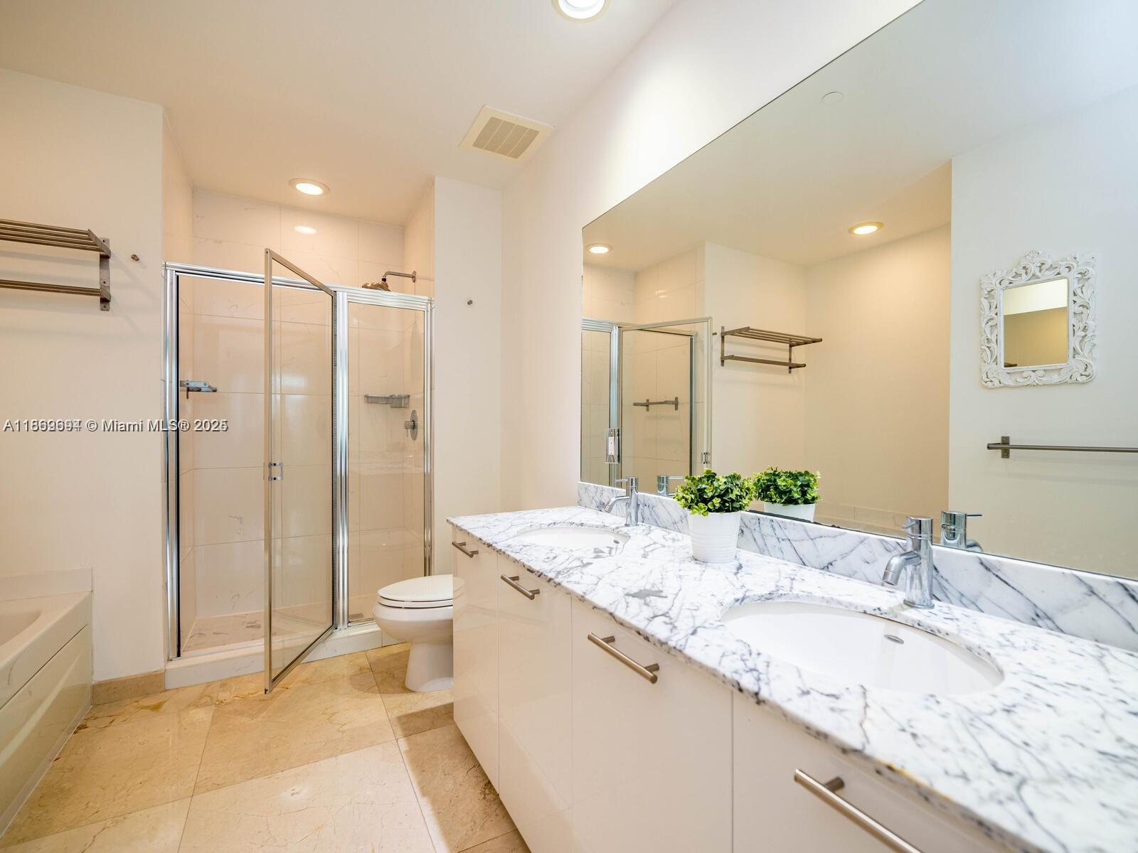 THE PLAZA 851 BRICKELL CO - Residential Lease