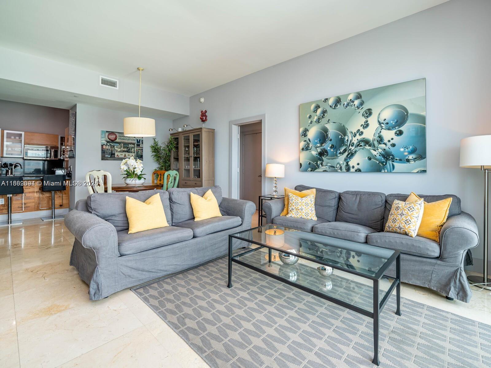 THE PLAZA 851 BRICKELL CO - Residential Lease