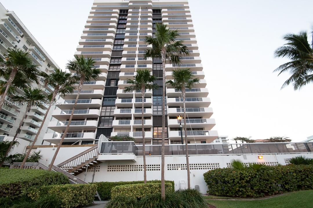 LEXCELLENCE CONDO - Residential