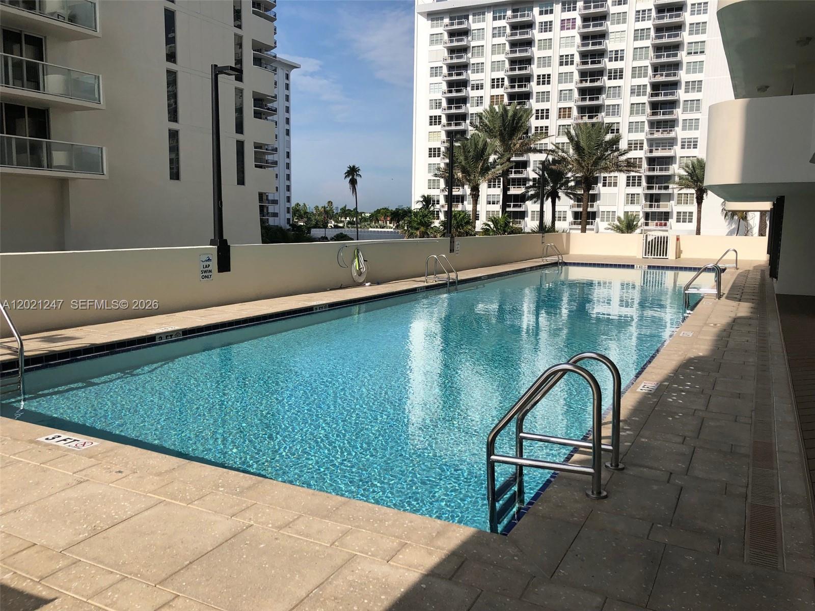 LEXCELLENCE CONDO - Residential