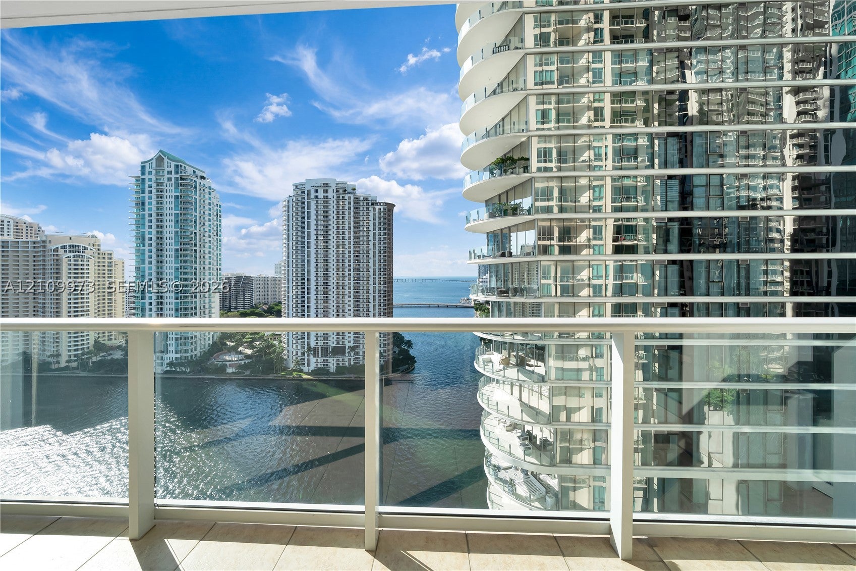 300 S Biscayne Blvd T-1806