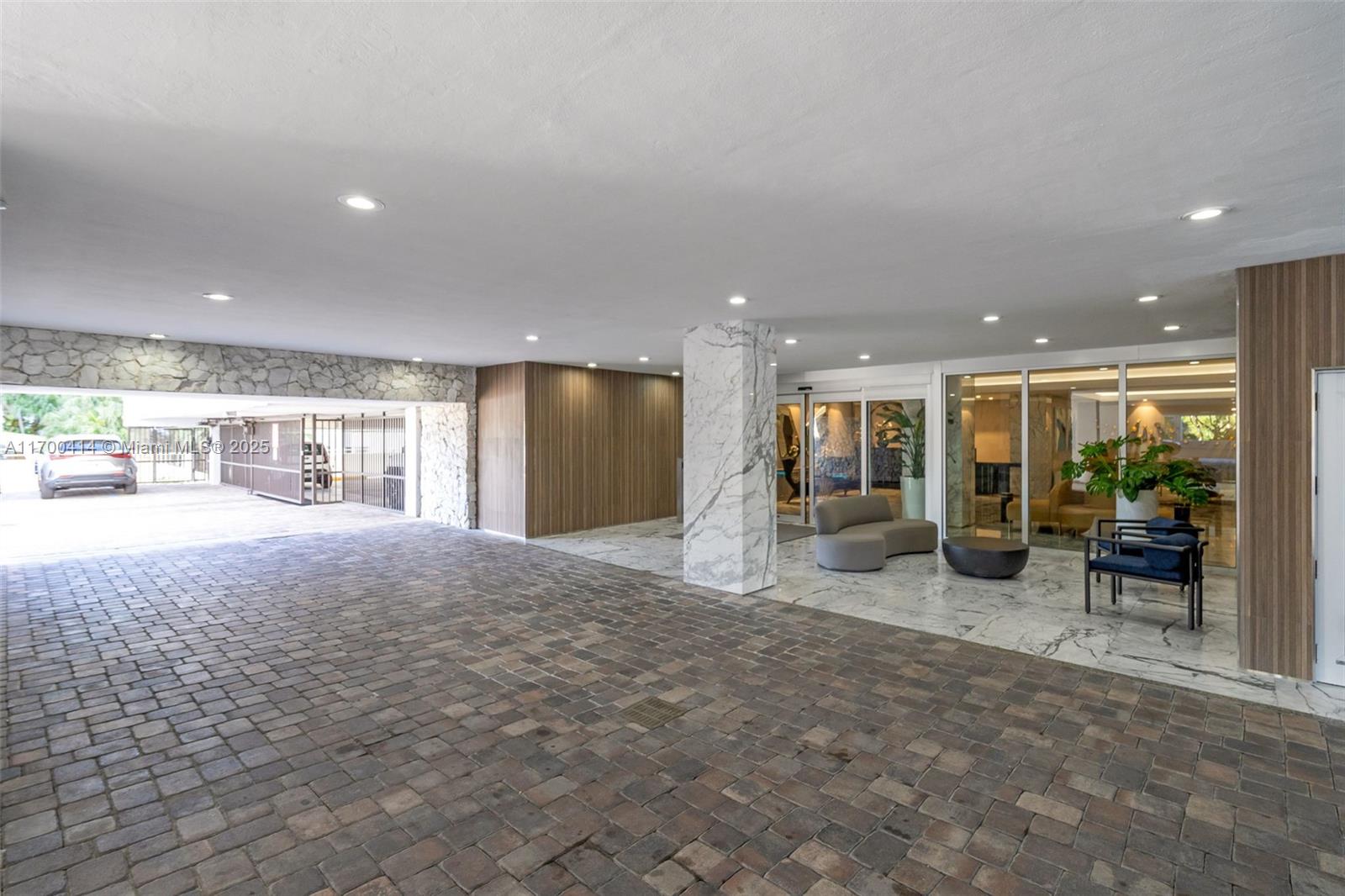 COSTA BRAVA CONDO - Residential