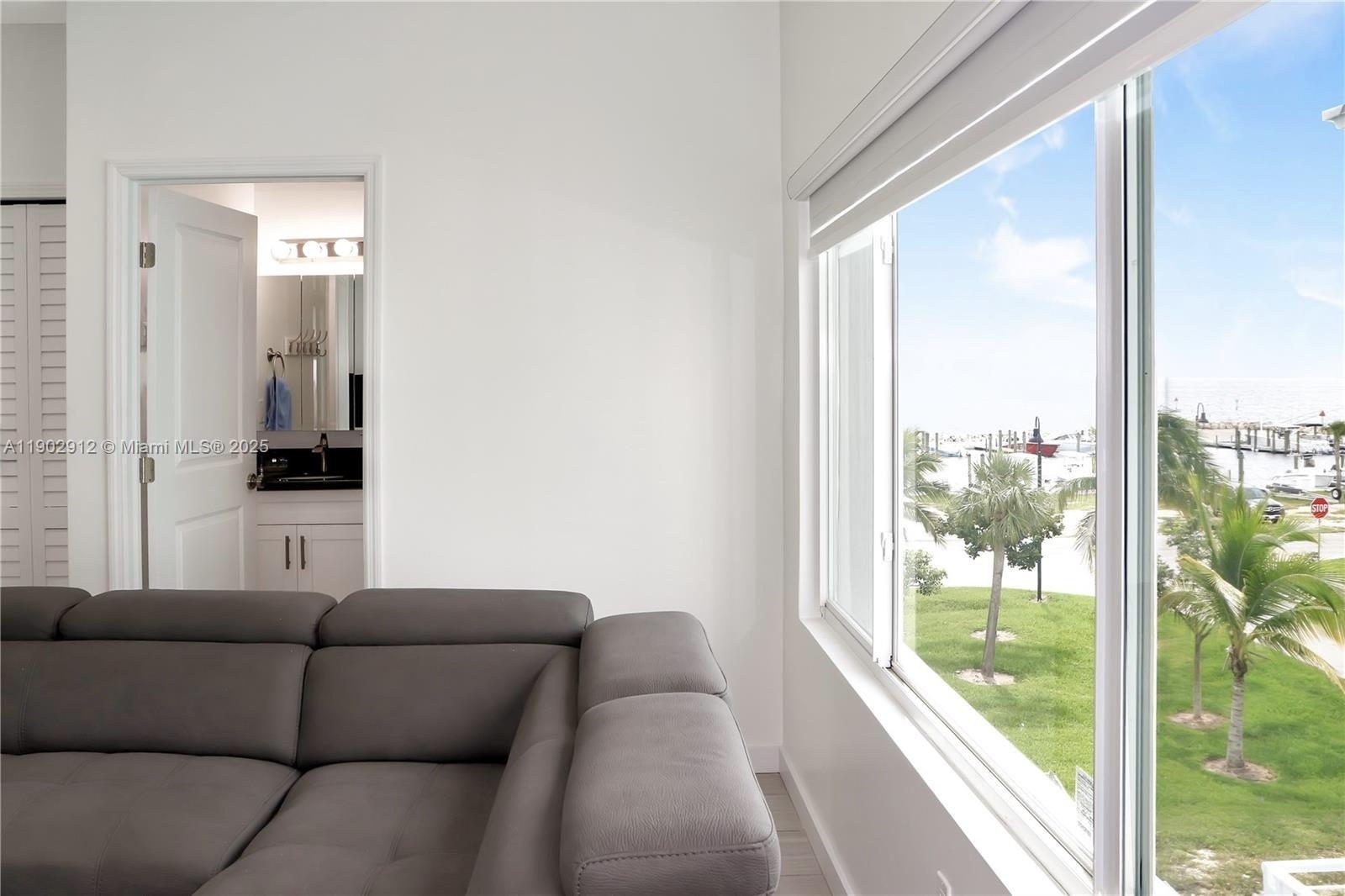 KEY LARGO OCEAN RESORT CO - Residential Lease