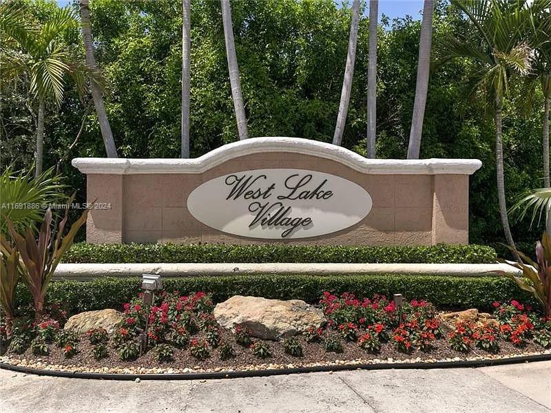 WEST LAKE VILLAGE PLAT - Residential
