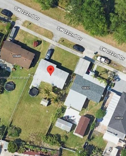 LINCOLN ESTS - Residential