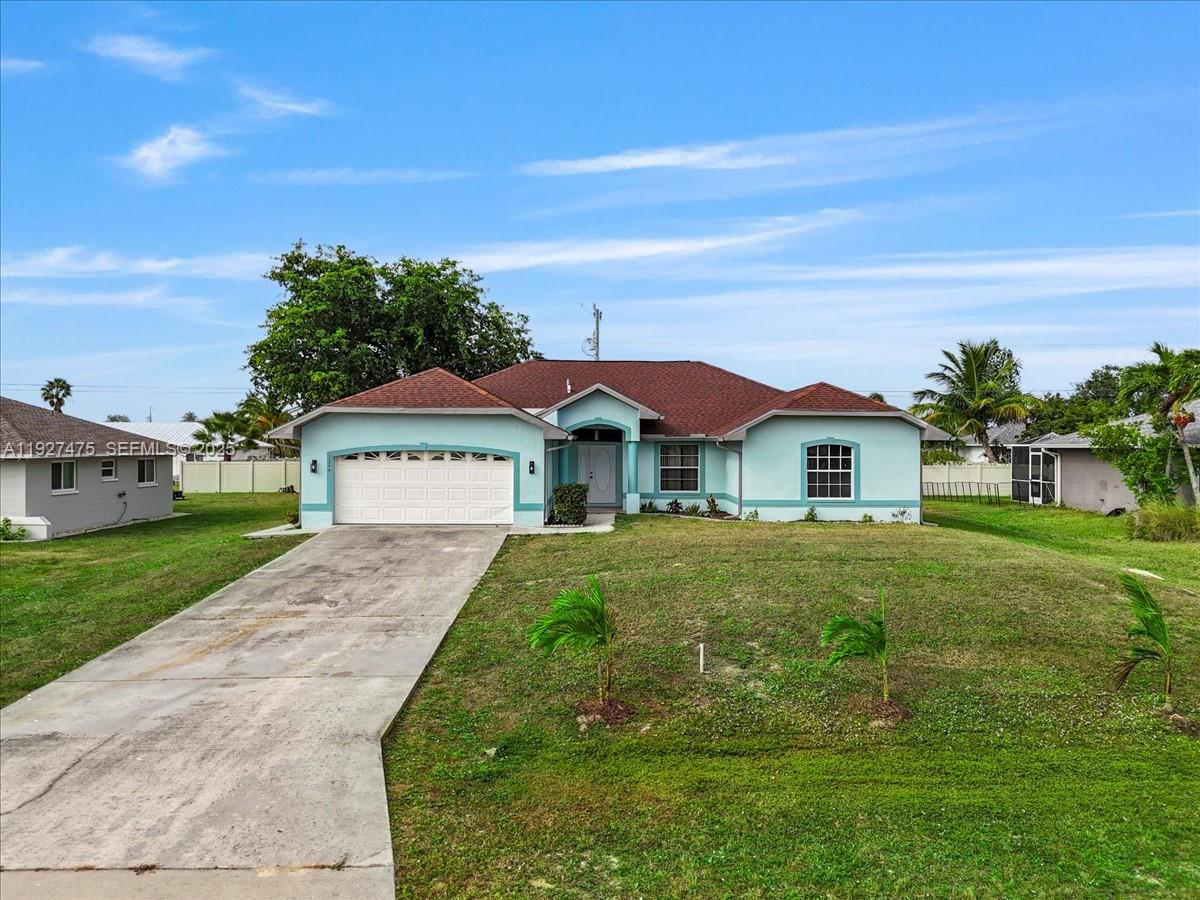 CAPE CORAL - Residential