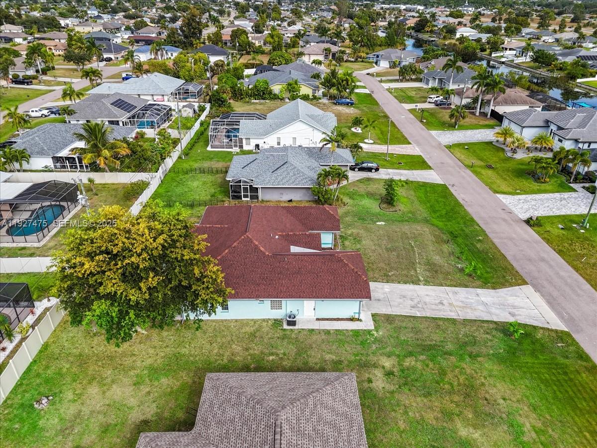 CAPE CORAL - Residential