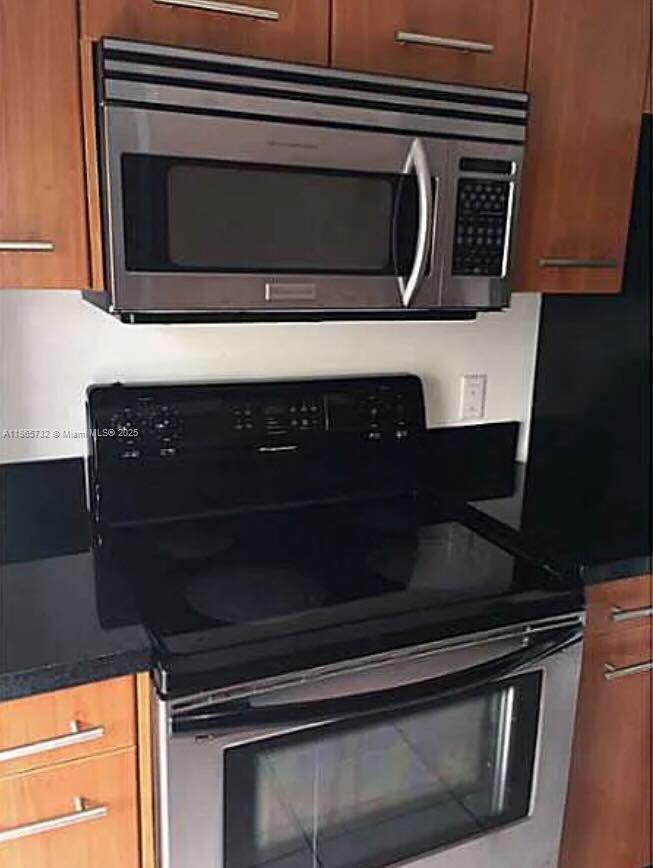 NIRVANA CONDO NO FIVE CON - Residential