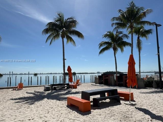 NIRVANA CONDO NO FIVE CON - Residential