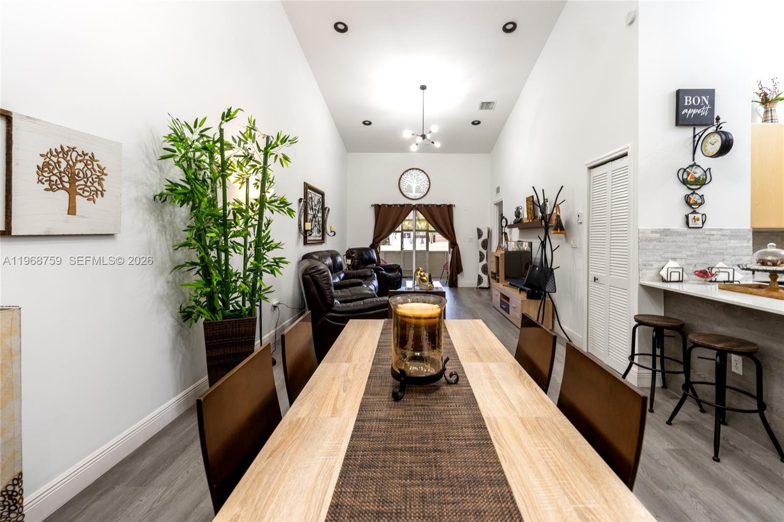 VENTURA AT MALIBU BAY - Residential