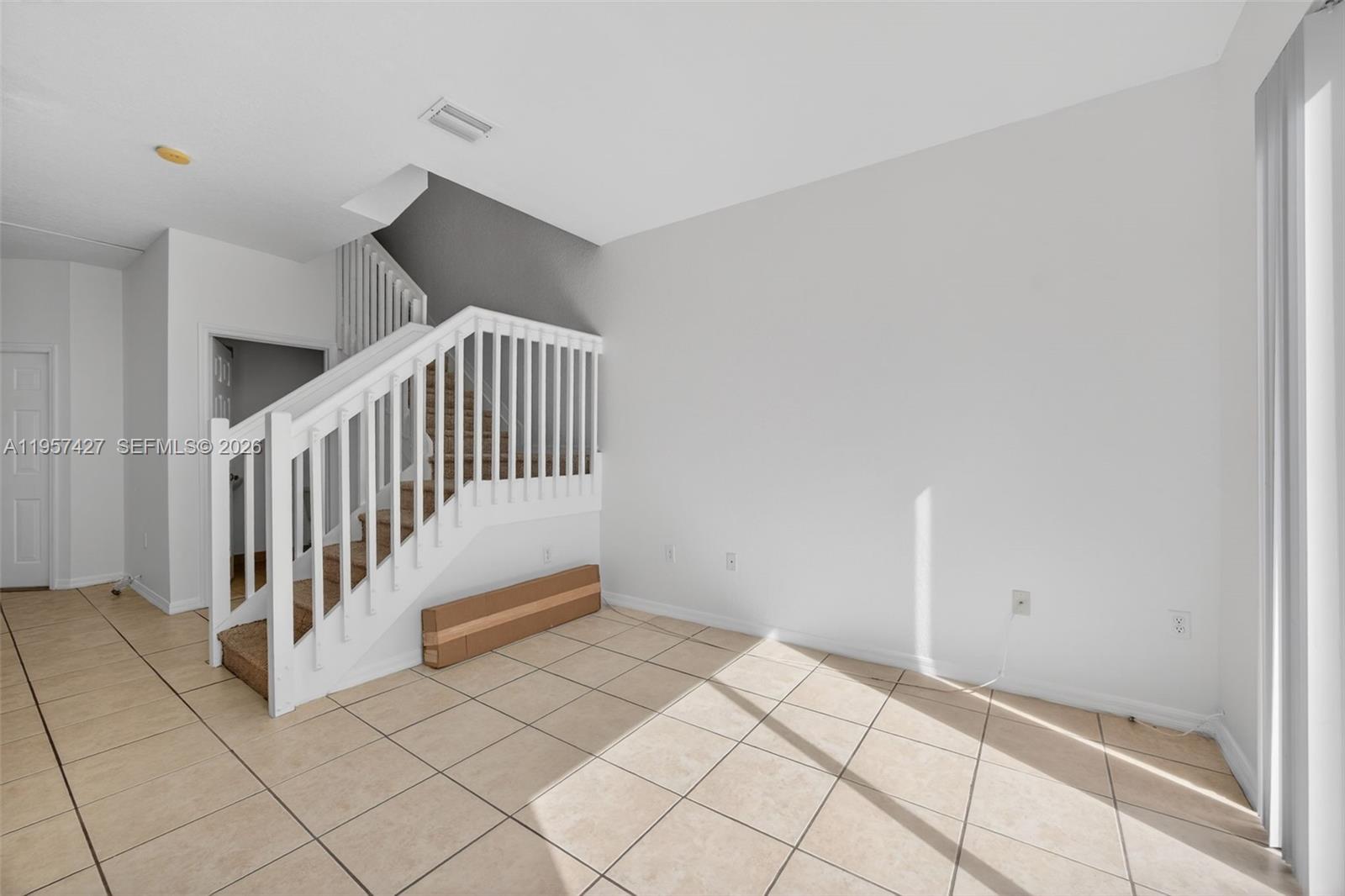 KENDALL BREEZE SOUTH - Residential