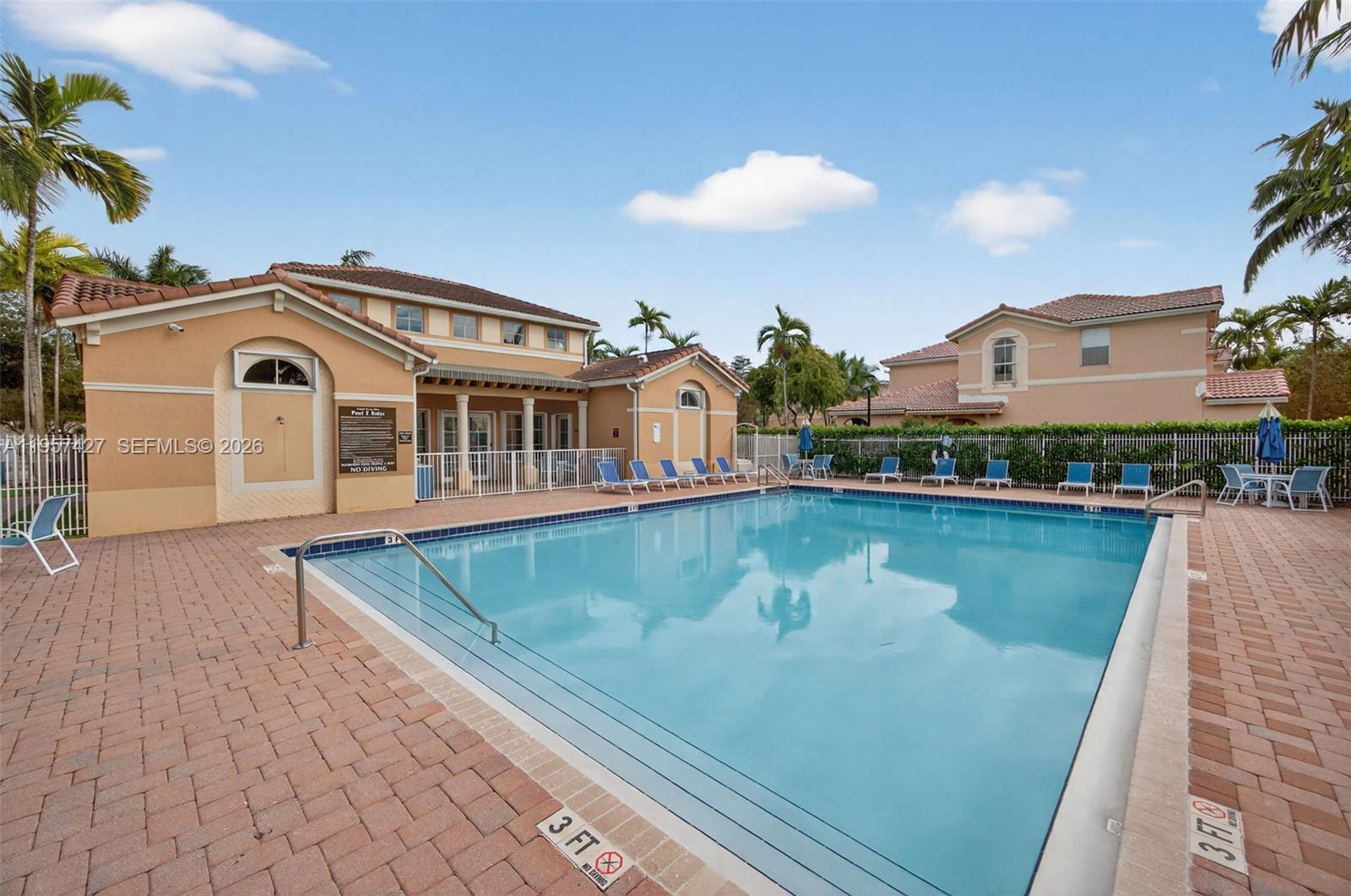 KENDALL BREEZE SOUTH - Residential