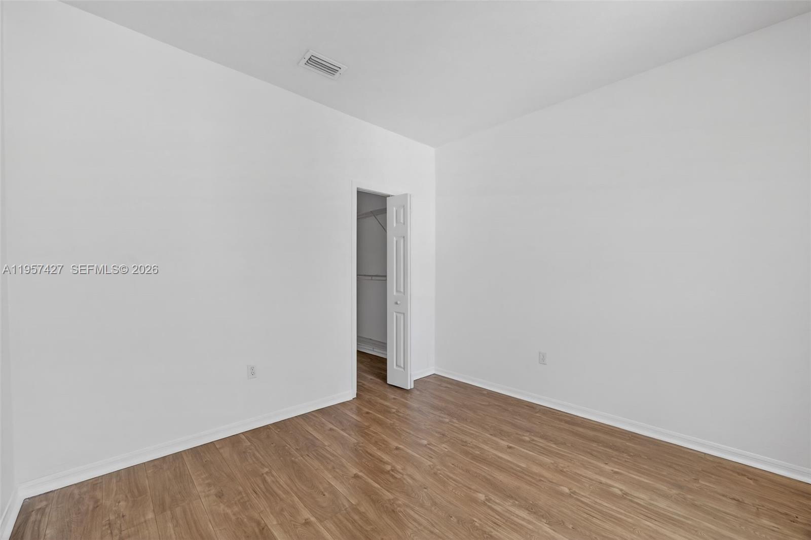 KENDALL BREEZE SOUTH - Residential