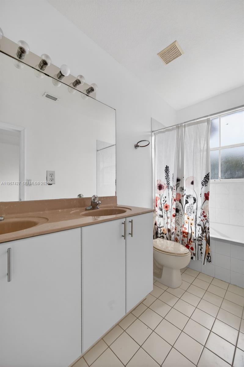 KENDALL BREEZE SOUTH - Residential