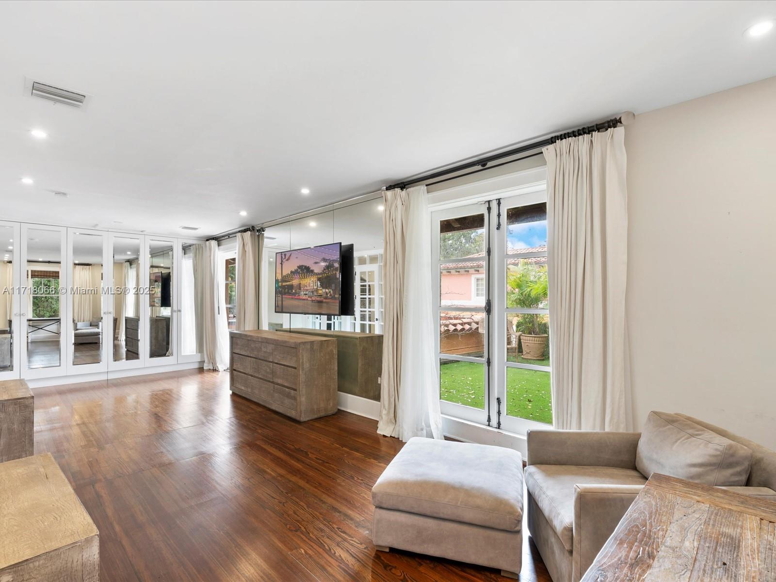 CORAL GABLES SEC C - Residential