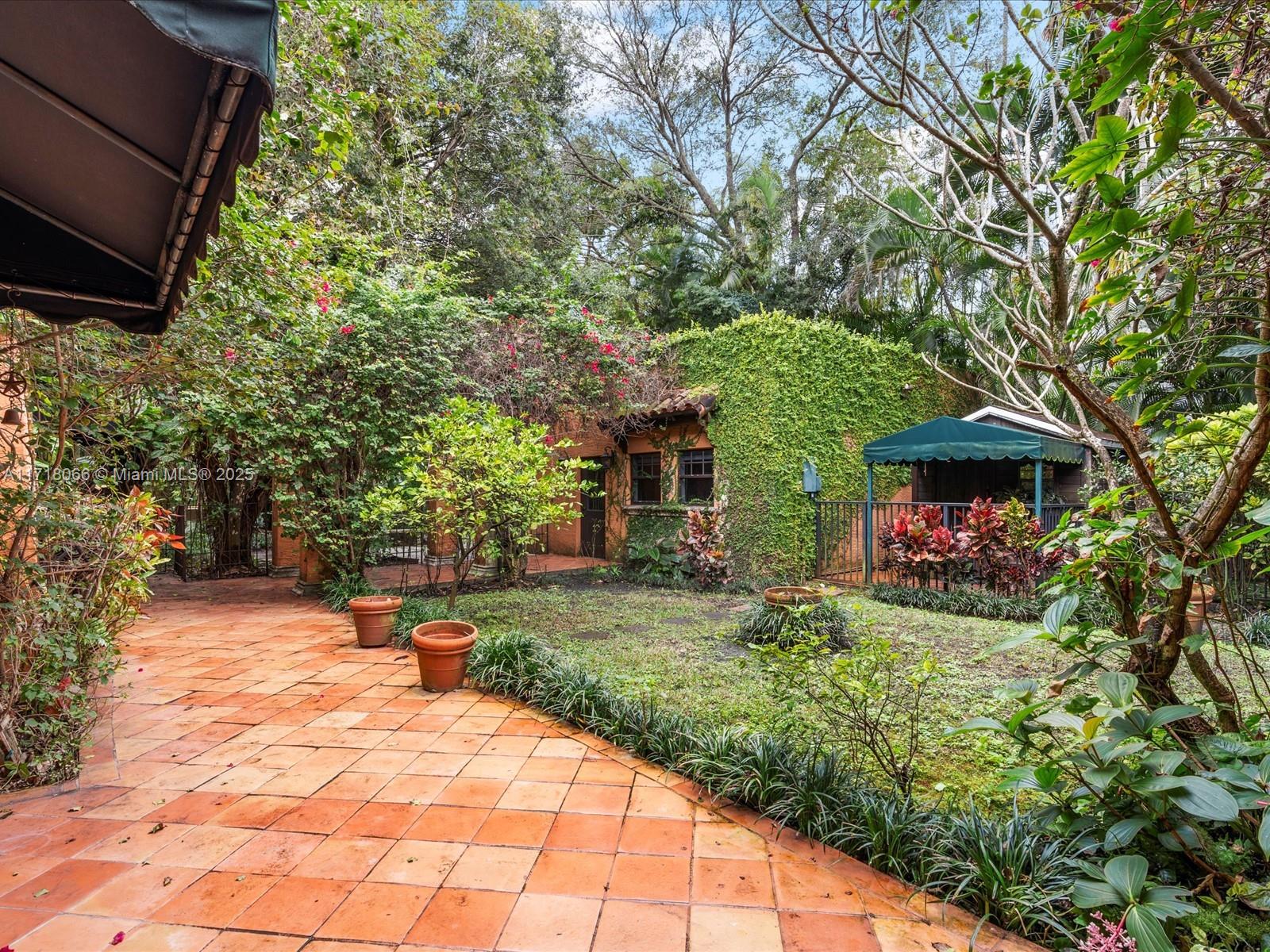 CORAL GABLES SEC C - Residential