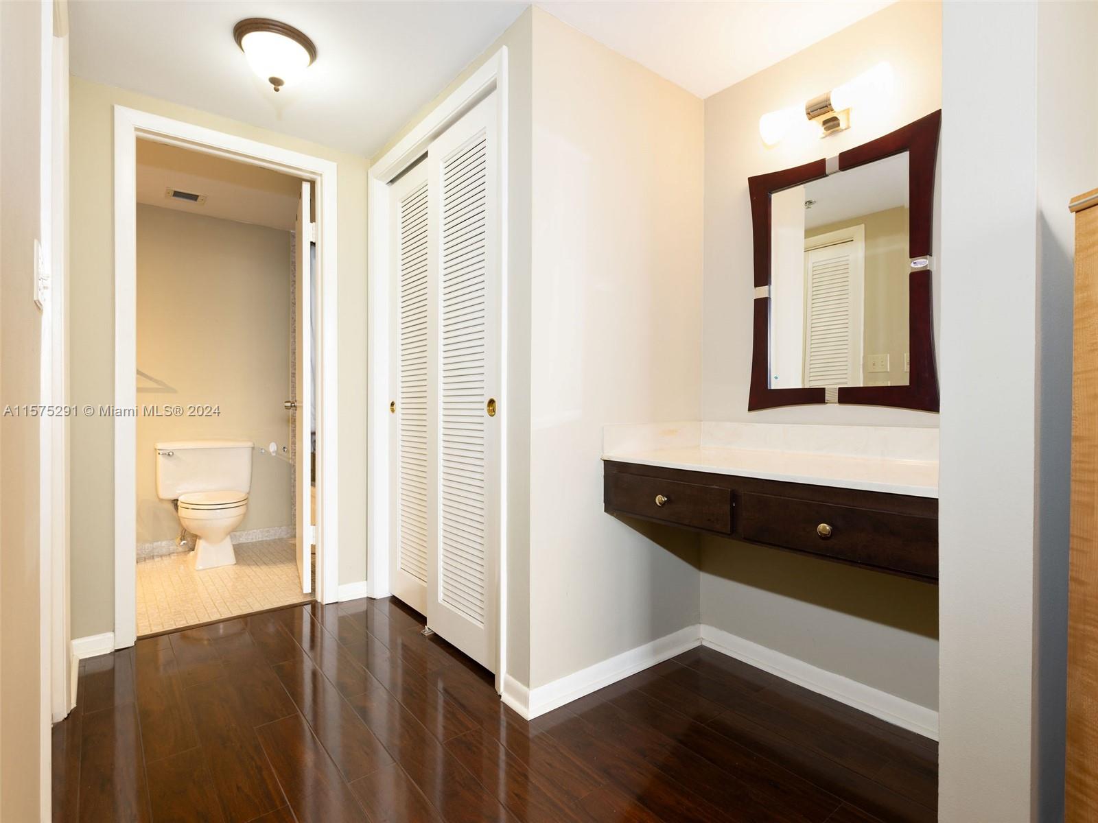 HILLCREST EAST NO 27 COND - Residential