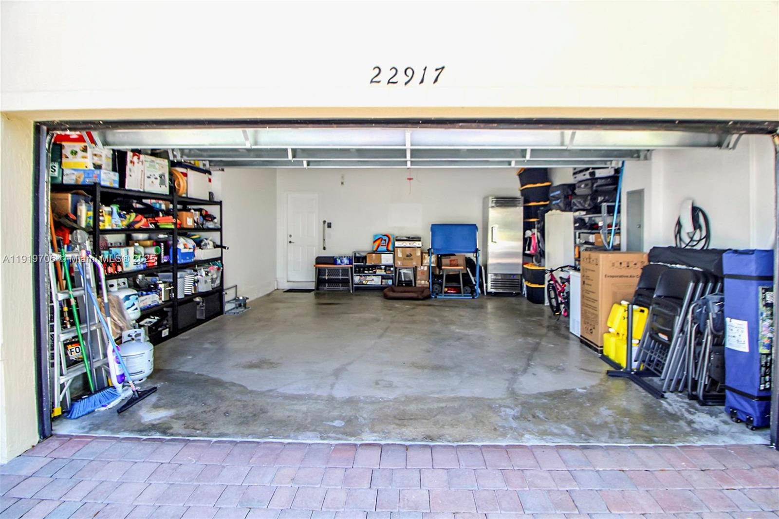 ENCLAVE AT BLACK POINT MA - Residential