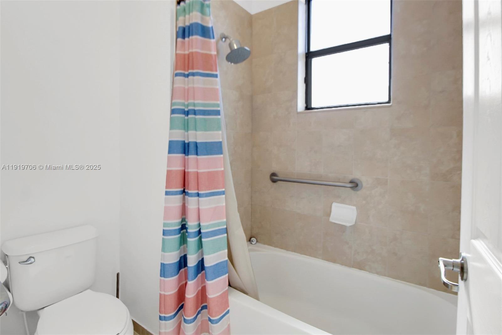 ENCLAVE AT BLACK POINT MA - Residential