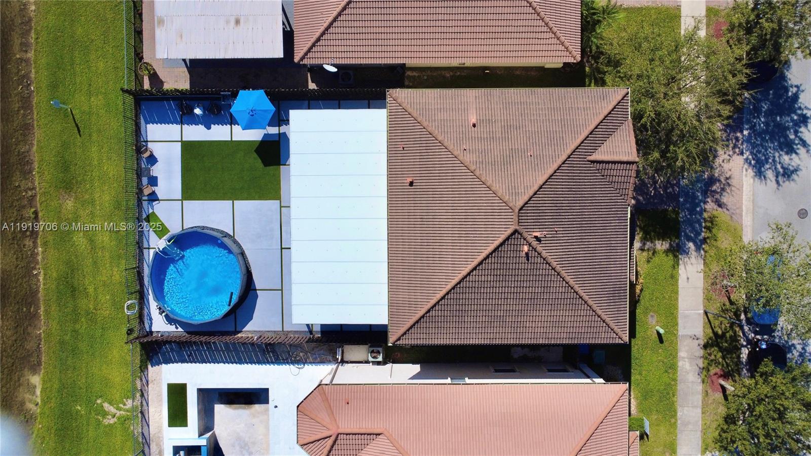 ENCLAVE AT BLACK POINT MA - Residential