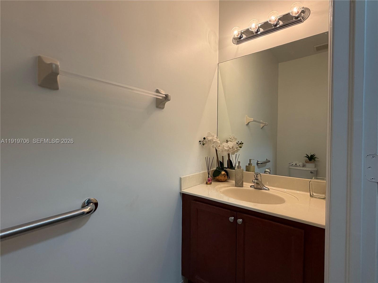 ENCLAVE AT BLACK POINT MA - Residential