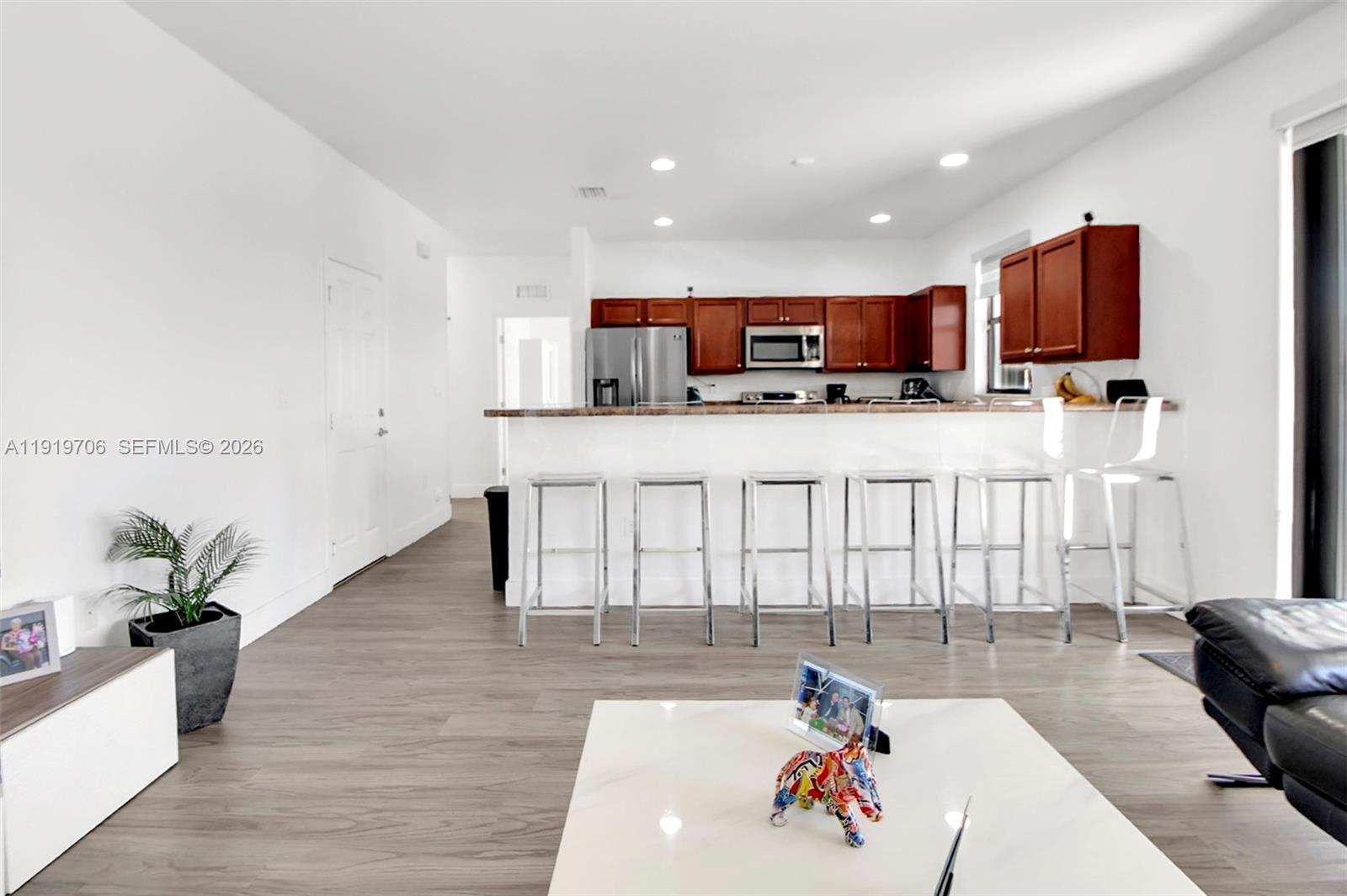 ENCLAVE AT BLACK POINT MA - Residential