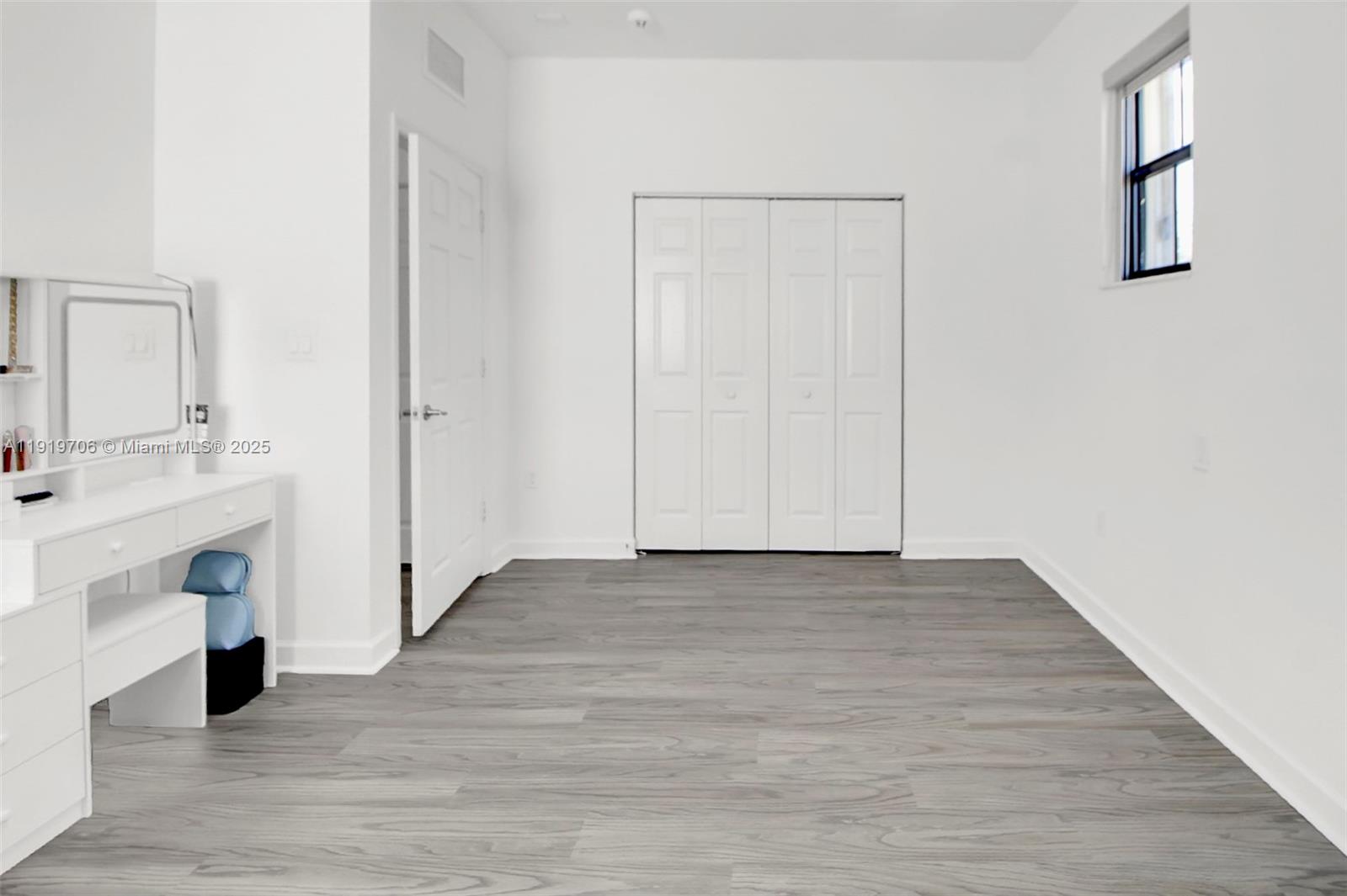 ENCLAVE AT BLACK POINT MA - Residential